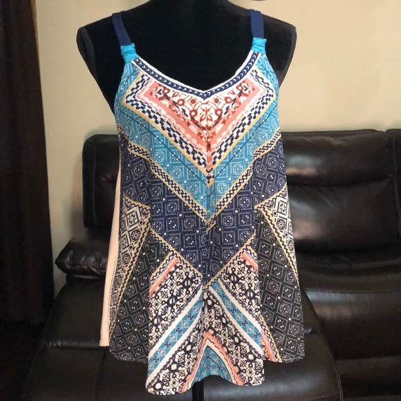 Rewind Top Size L only worn once - Picture 1 of 4